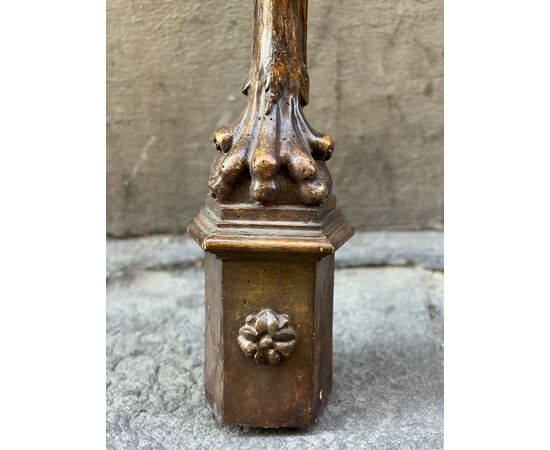 Coppia di console angolari