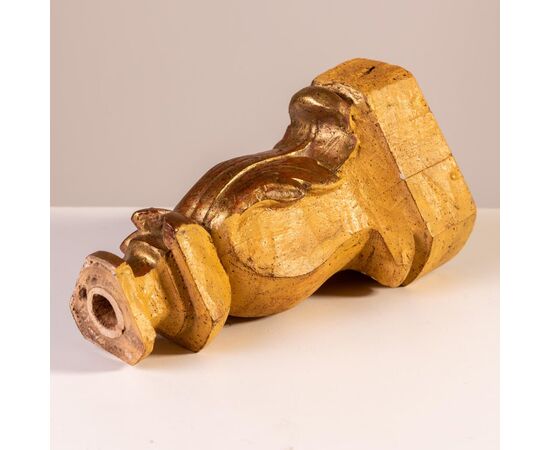 Piccola base in legno dorato - SN -