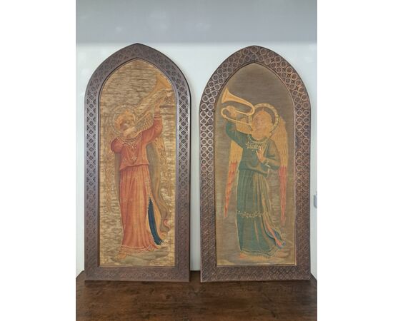 Coppia di succhi d'erba dell' Ottocento con cornice, "Angeli musicanti" 