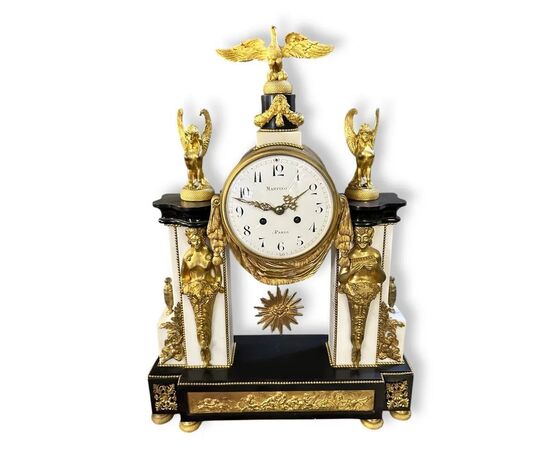  Orologio da Tavolo Impero in Marmo e Bronzo Dorato, XIX secolo