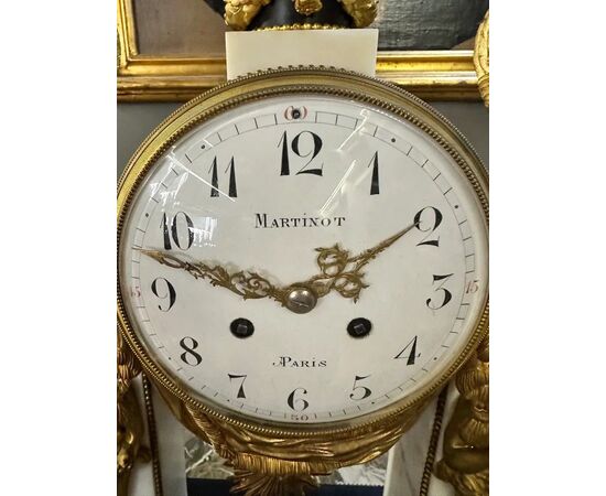  Orologio da Tavolo Impero in Marmo e Bronzo Dorato, XIX secolo