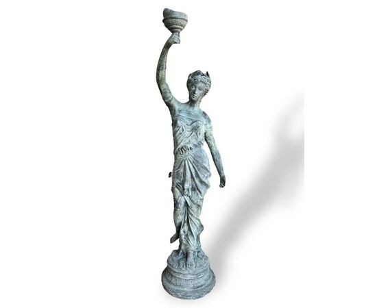  Scultura Femminile in Bronzo Patinato 