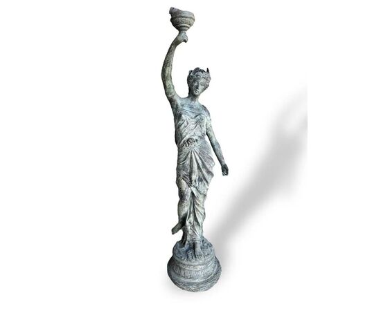  Scultura Femminile in Bronzo Patinato 