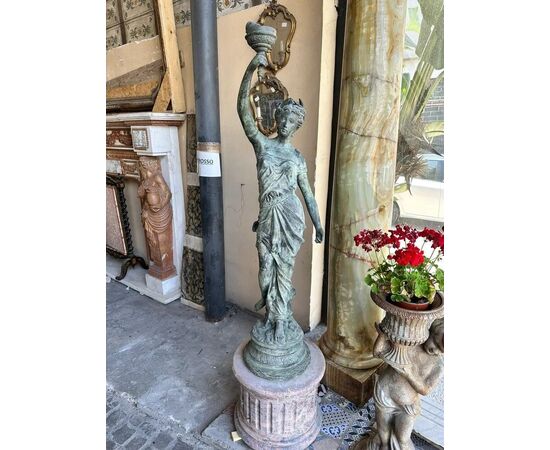 Scultura Femminile in Bronzo Patinato 