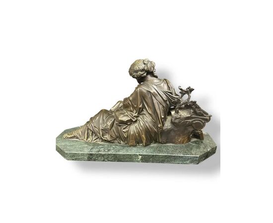  Scultura in Bronzo su Base in Marmo Verde – Stile Napoleone III