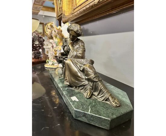  Scultura in Bronzo su Base in Marmo Verde – Stile Napoleone III