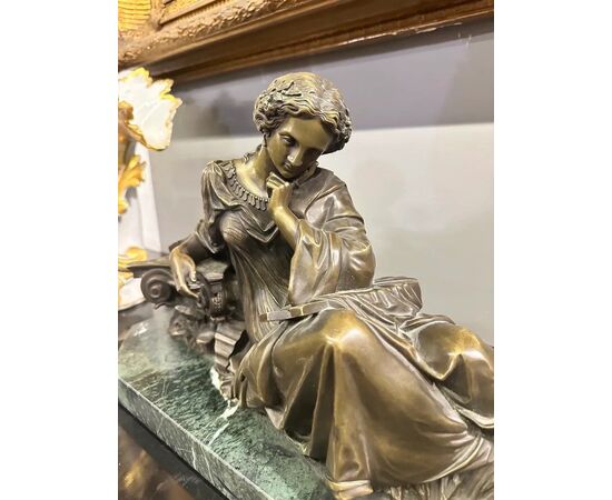  Scultura in Bronzo su Base in Marmo Verde – Stile Napoleone III