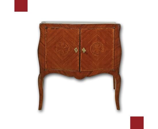 PICCOLA CREDENZA CON INTARSI META’ XVIII SECOLO
