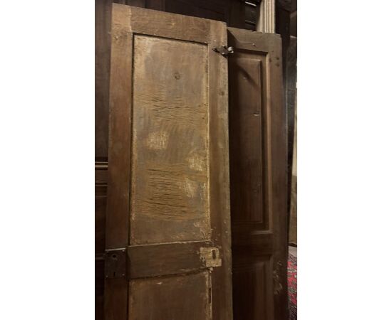 PTI761 - Porta a due battenti con pannelli scolpiti, epoca '800, misure cm L 107 x H 224