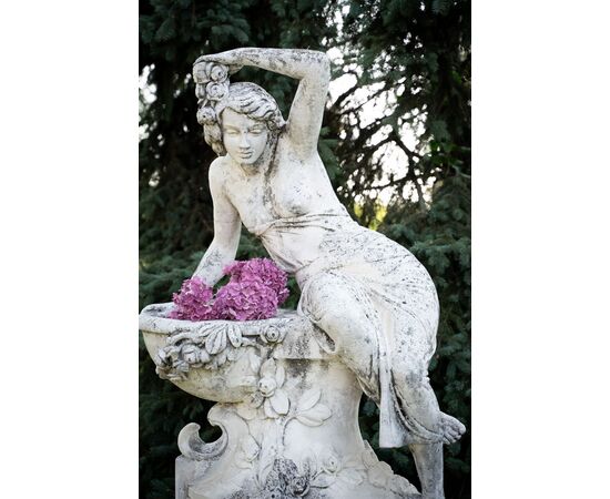 Scultura liberty in graniglia – Anni ’30