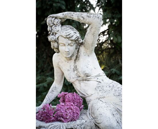 Scultura liberty in graniglia – Anni ’30