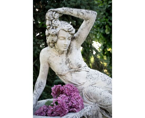 Scultura liberty in graniglia – Anni ’30