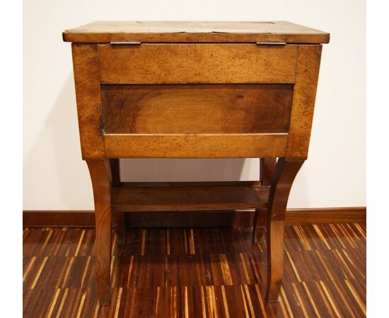 Toilette francese del 1800 stile Direttorio in legno di noce