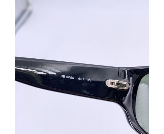 RAY-BAN Occhiali da Sole in Plastica Col. Nero Rectangle