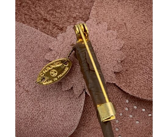 CHANEL Spilla Vintage in Pelle Col. Marrone Camelia