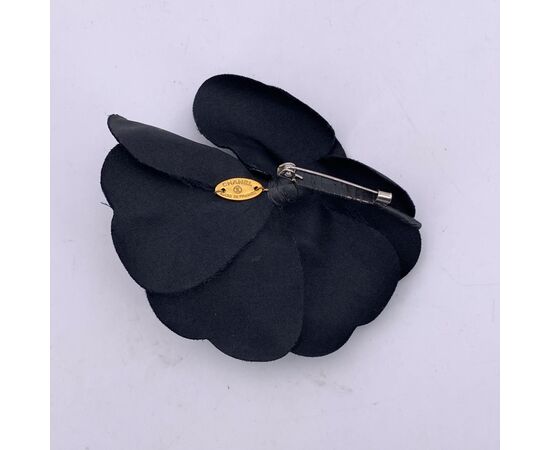 CHANEL Spilla Vintage in Seta Col. Nero Camelia