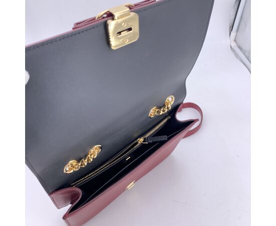 SALVATORE FERRAGAMO Borsa a Tracolla in Pelle Col. Bordeaux Vara M