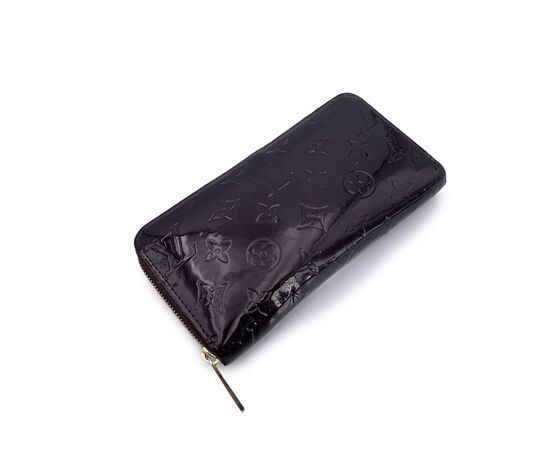 LOUIS VUITTON Portafoglio in Pelle Lucida Col. Viola Zippy M