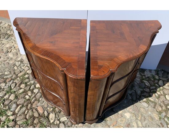 Pair of walnut veneer corner cabinets. Venice, 18th century.
