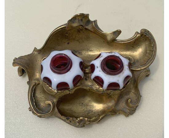 Calamaio in bronzo dorato. Maison Henry Dasson (Parigi 1825-1896).