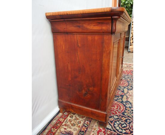 CAPPUCCINO SIDEBOARD WITH TWO DOORS IN WALNUT, LOUIS PHILIPPE PERIOD, 19th CENTURY FRANCE