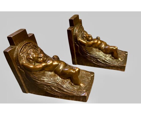 Art Deco bronze bookends, signed Forchino 1930.