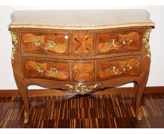 Antique French Louis XV style commode from the 1800s in rosewood and violet wood
