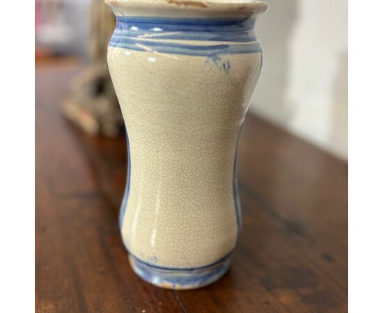 Antique Albarello pharmacy vase, 18th century Naples. 20 cm