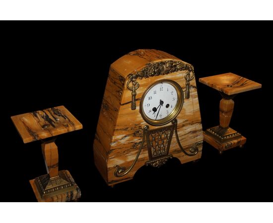 Clock set with French Art Deco style marble candlesticks from the early 1900s