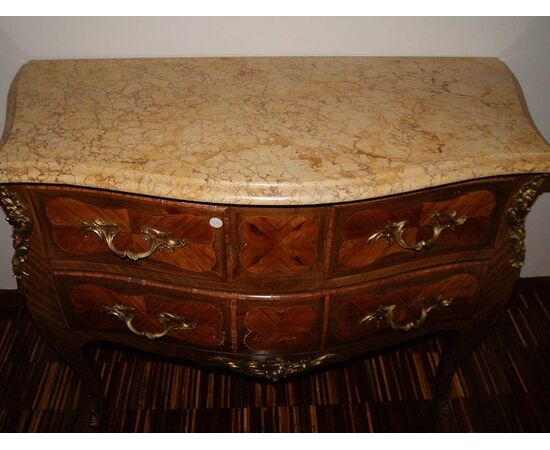 Antique French Louis XV style commode from the 1800s in rosewood and violet wood