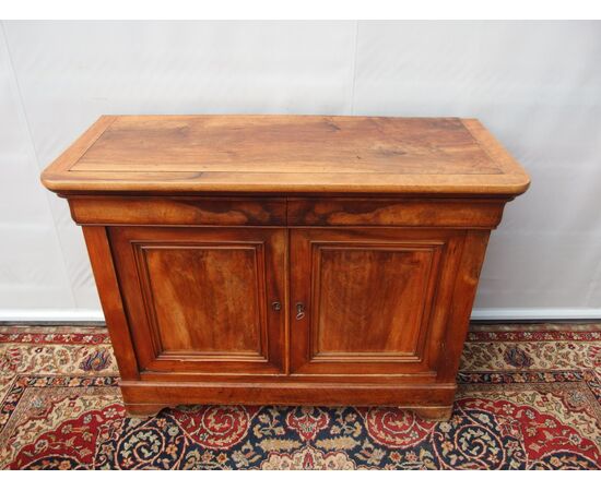 CAPPUCCINO SIDEBOARD WITH TWO DOORS IN WALNUT, LOUIS PHILIPPE PERIOD, 19th CENTURY FRANCE