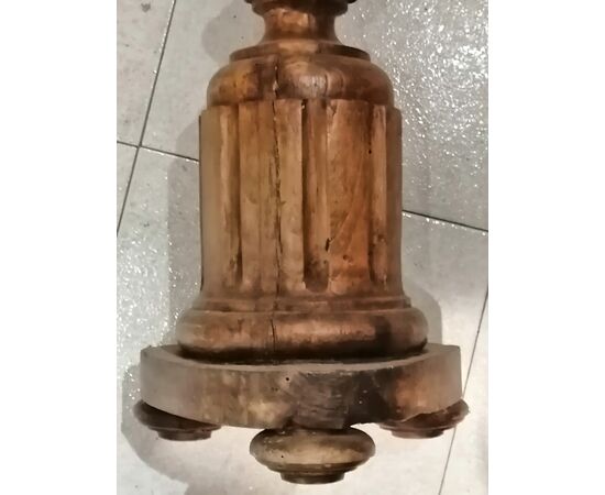Carved 18th-century floor candlestick