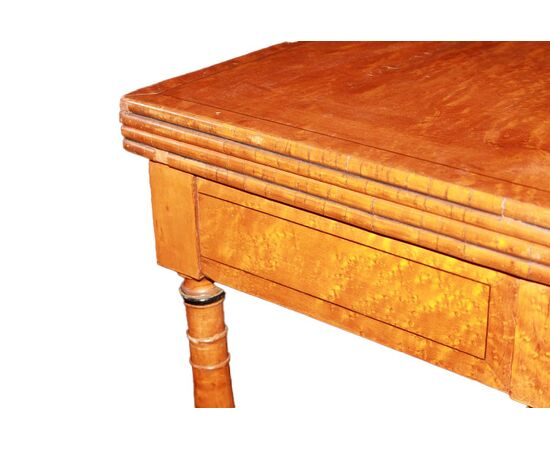 1800s Sheraton style maple wood game table