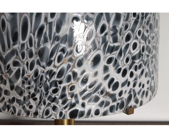 Vintage Murano Vistosi lamp from the 70s. Murrine glass and brass structure. Dimensions: H 50 cm, diameter 32 cm.