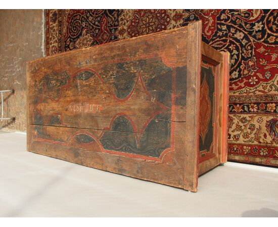 LACQUERED CHEST, 1800s ALSACE - cm L137xP67xH65