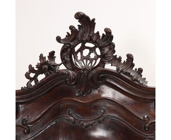 Pair of Baroque Style Beds, Italy, Early 20th Century