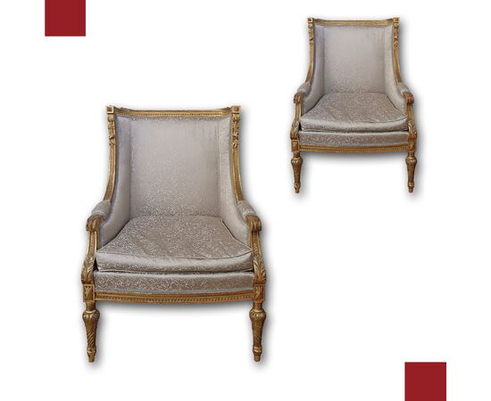 PAIR OF 19TH CENTURY BERGÈRE ARMCHAIRS
