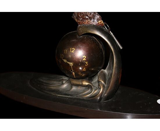 Art Deco 1900s table clock with bronze eagle and marble base
