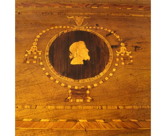 Antique inlaid walnut Louis XVI chest of drawers - Italy 18th century