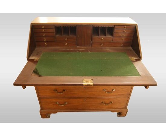 Late 1700s Regency style English drop-front desk in mahogany.