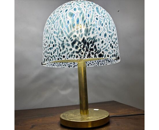 Vintage Murano Vistosi lamp from the 70s. Murrine glass and brass structure. Dimensions: H 50 cm, diameter 32 cm.