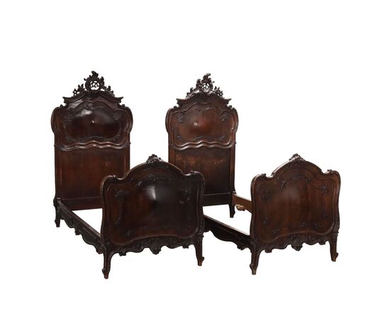 Pair of Baroque Style Beds, Italy, Early 20th Century