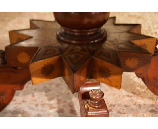 Antique English table with exotic taste from the 1800s, richly inlaid with animals and figures