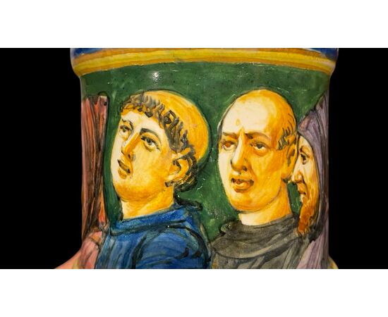 Boccale in maiolica con decoro a personaggi detti ‘cantori’.Manifattura Minghetti,Bologna.