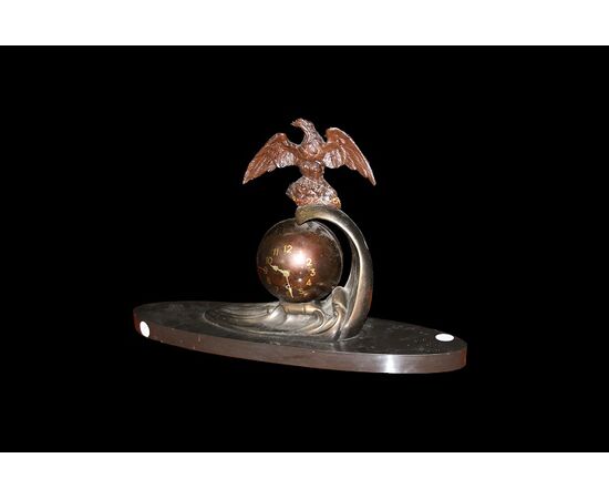 Art Deco 1900s table clock with bronze eagle and marble base