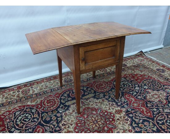RUSTIC LOUIS XVI STYLE DROP-LEAF TABLE cm closed L54xW59xH73 open L104xW59