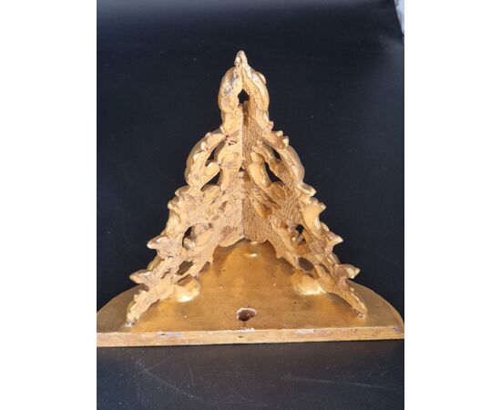 Pair of carved and gilded wall shelves – Florence, second half of the 19th century