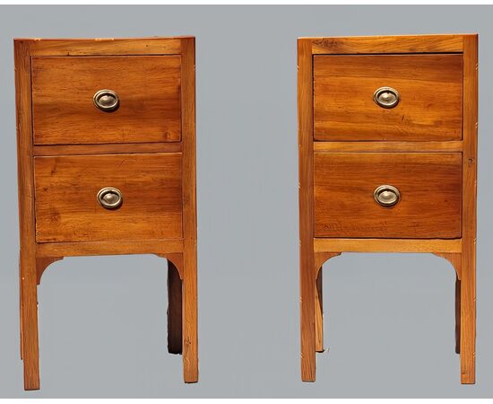 Pair of Venetian walnut bedside tables, Directory period (early 19th century)