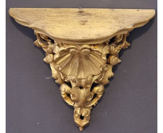 Pair of carved and gilded wall shelves – Florence, second half of the 19th century