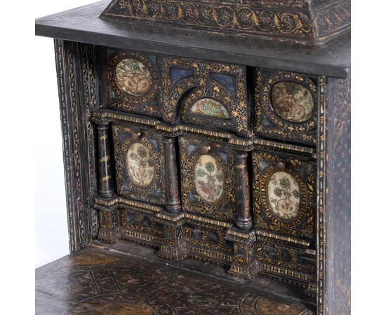 Ebonized wood coffer decorated in damascene style with mother-of-pearl inlays, Venice, 16th century.